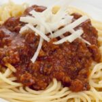 Лесни спагети с кайма